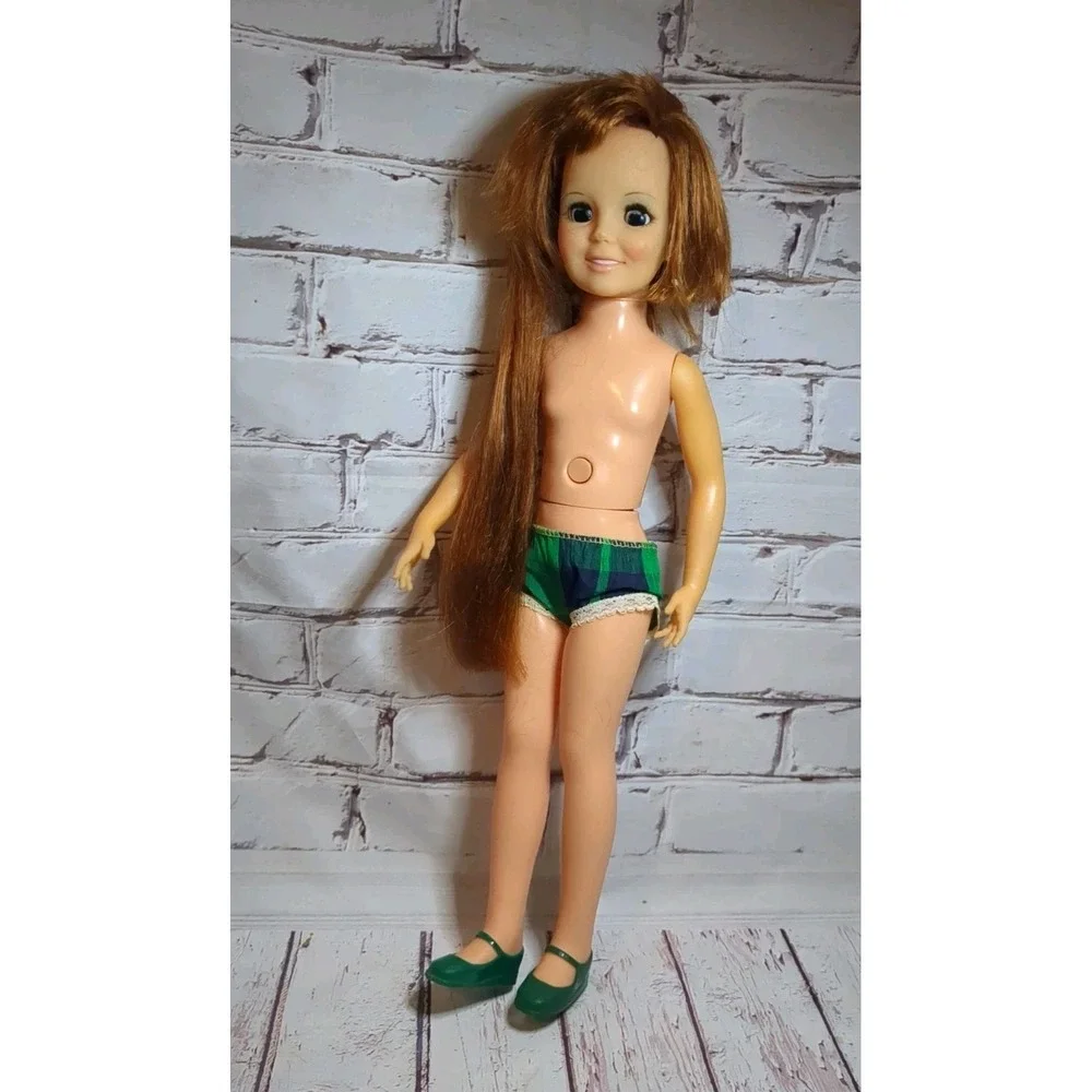 Beautiful‎ Crissy doll green dress 1972 long hair no box Look Around